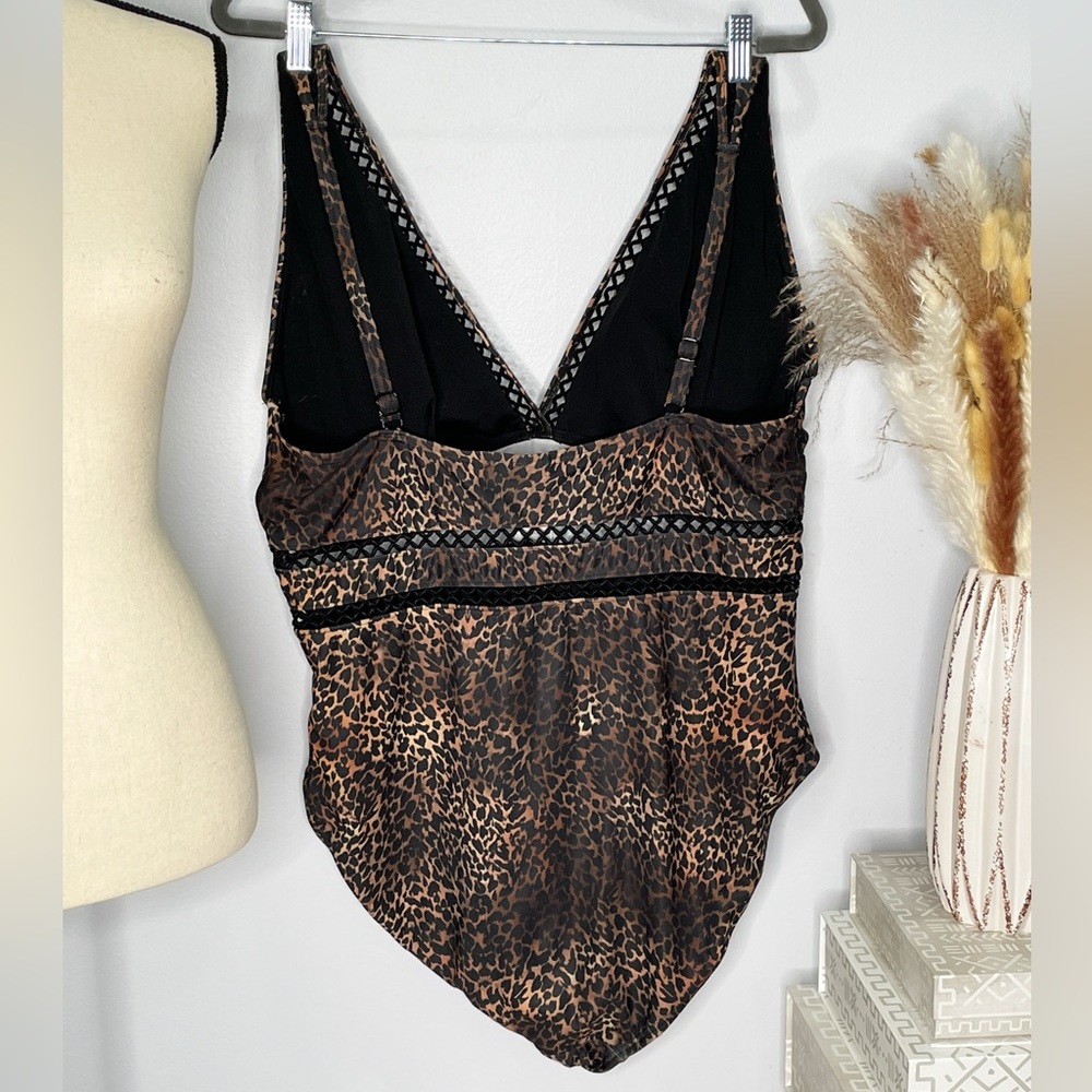 SOLD - Swimsuits For All Leopard Print One Piece - 24W - Picture 2 of 7